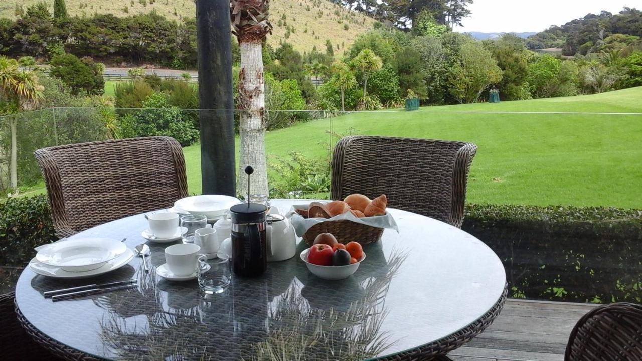 Pukeko Nest Bed & Breakfast Russell Dış mekan fotoğraf